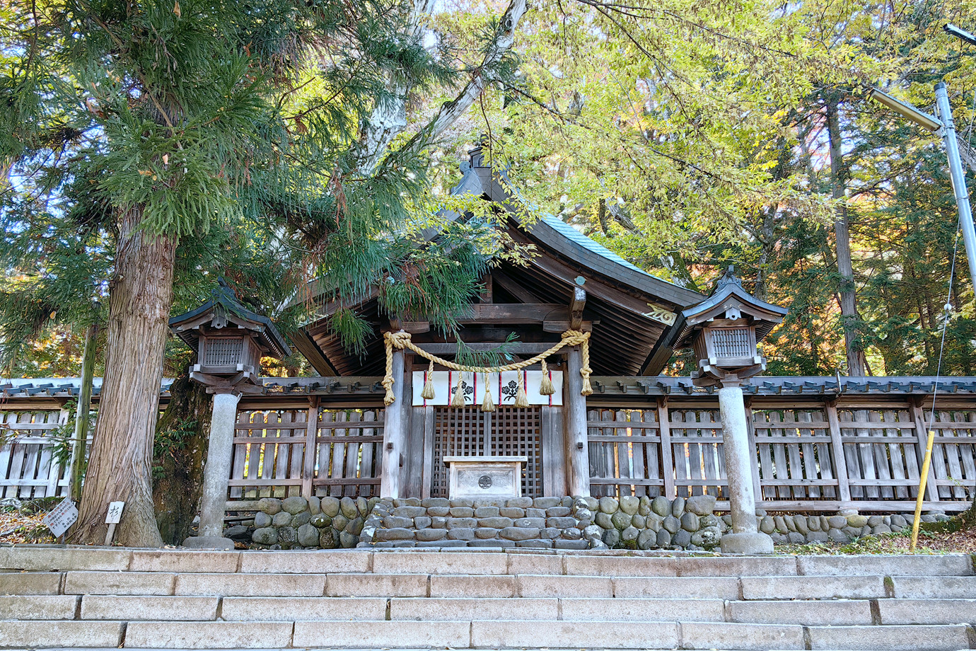 長野-諏訪大社.上社前宮